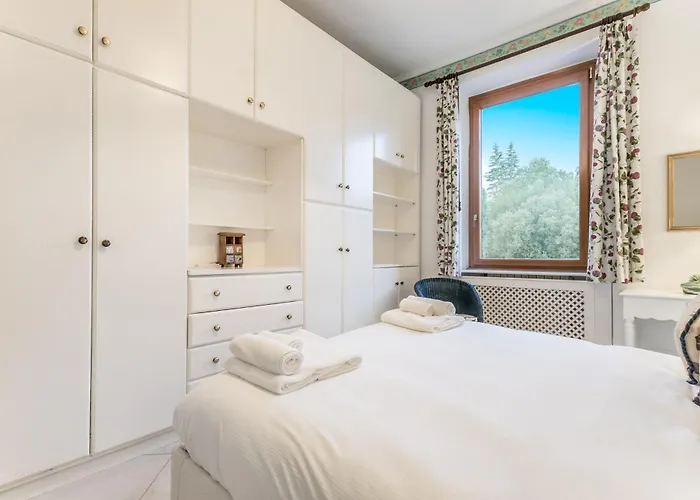Emanuele House By Ghor Appartement *