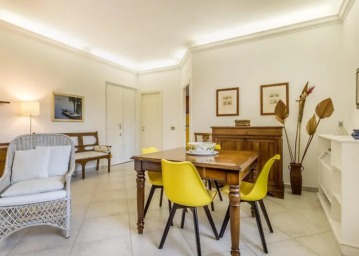 Emanuele House By Ghor Rome